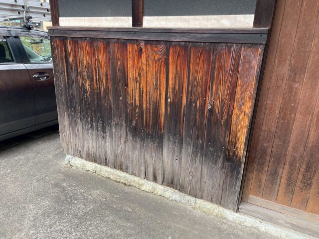 加古川市で焼き板の張り替えを提案
