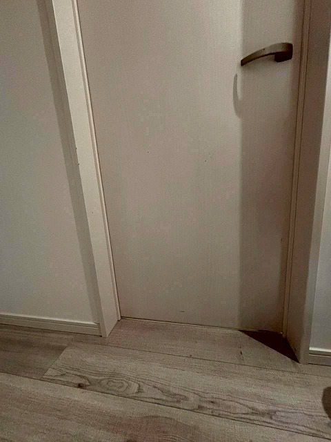 加古川市　室内扉の外側