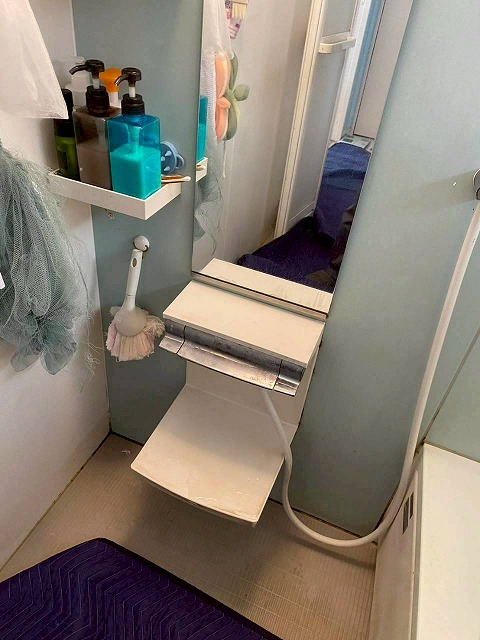 加古川市　シャワーの工事前