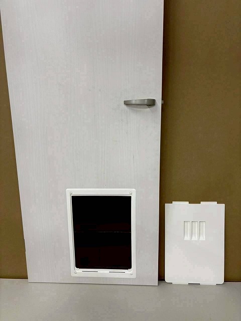 加古川市　室内扉にペットくぐーるを設置