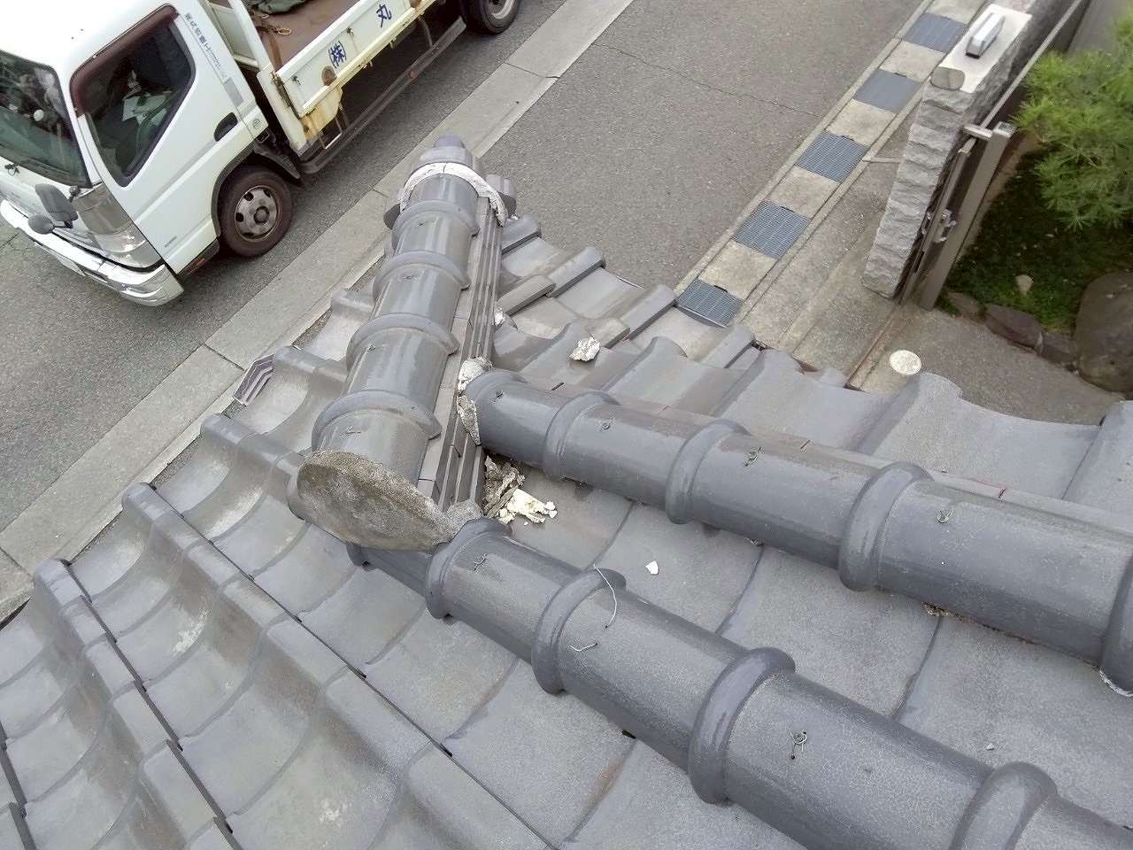 屋根漆喰(しっくい)　現場調査