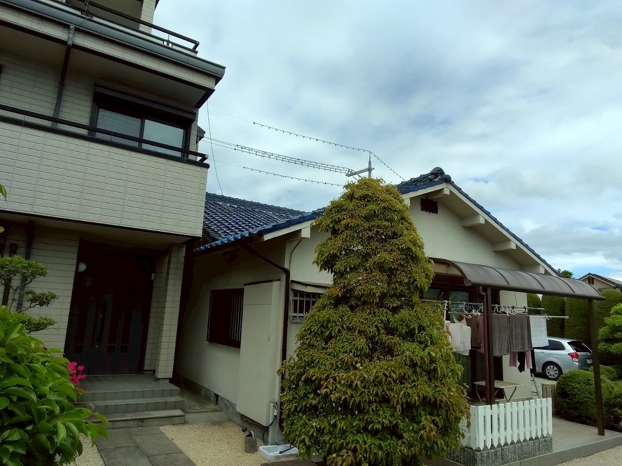 加古郡稲美町　屋根替え現場調査のご依頼！和瓦(釉薬瓦)から平板瓦の見積り作成。