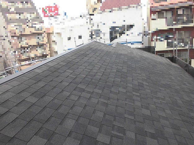 神戸市 築40年住宅 瓦の経年劣化をきっかけにコストを抑えて屋根葺き替え工事を実施！