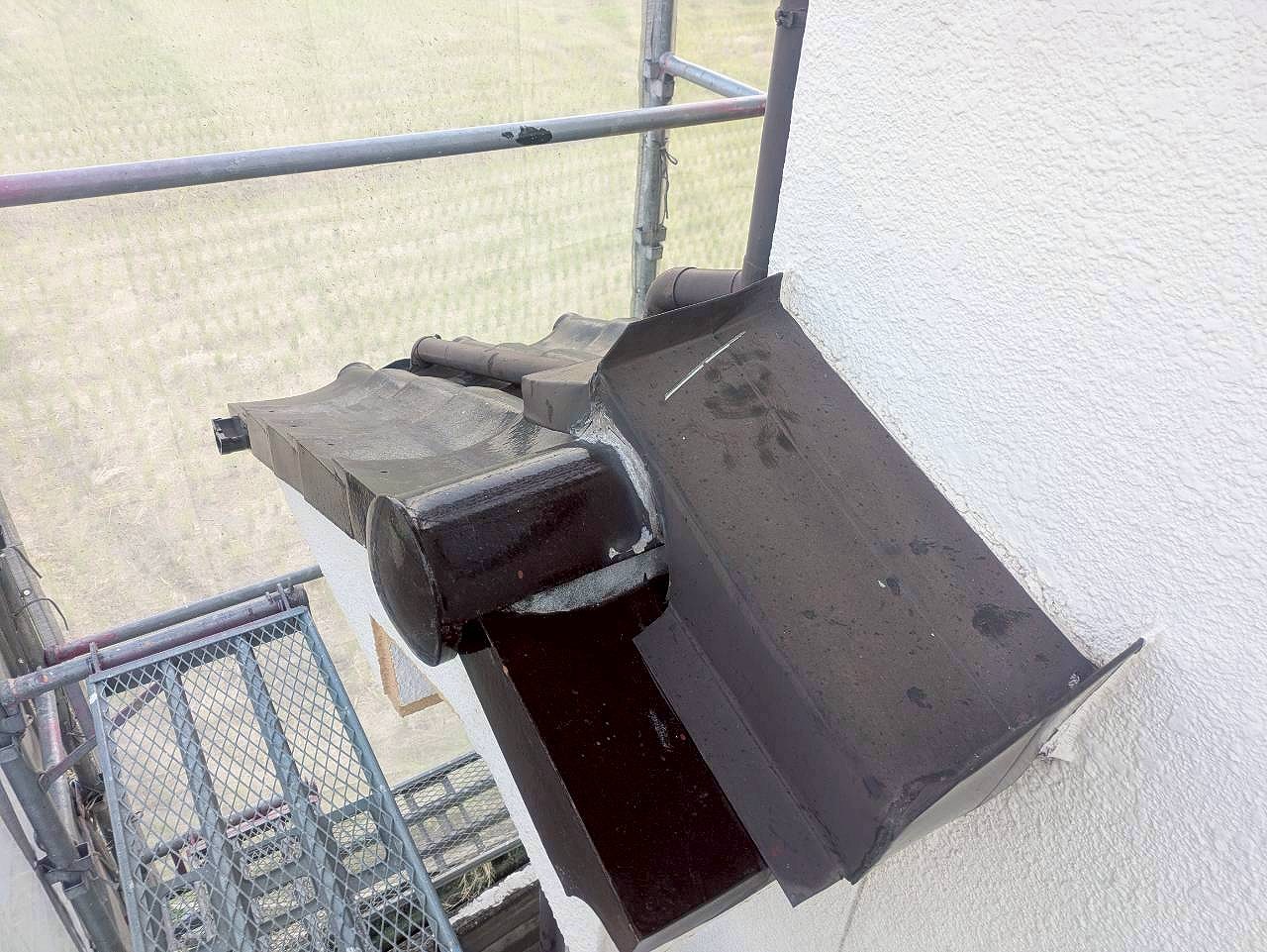 高砂市　外壁との取り合い部分