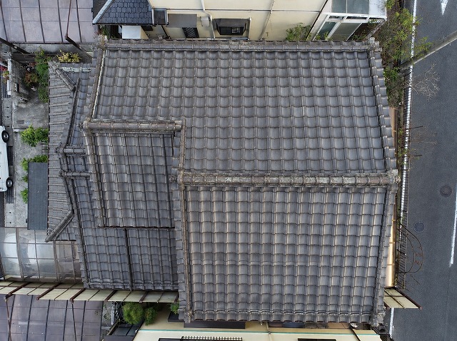 高砂市　既存和瓦屋根の空撮