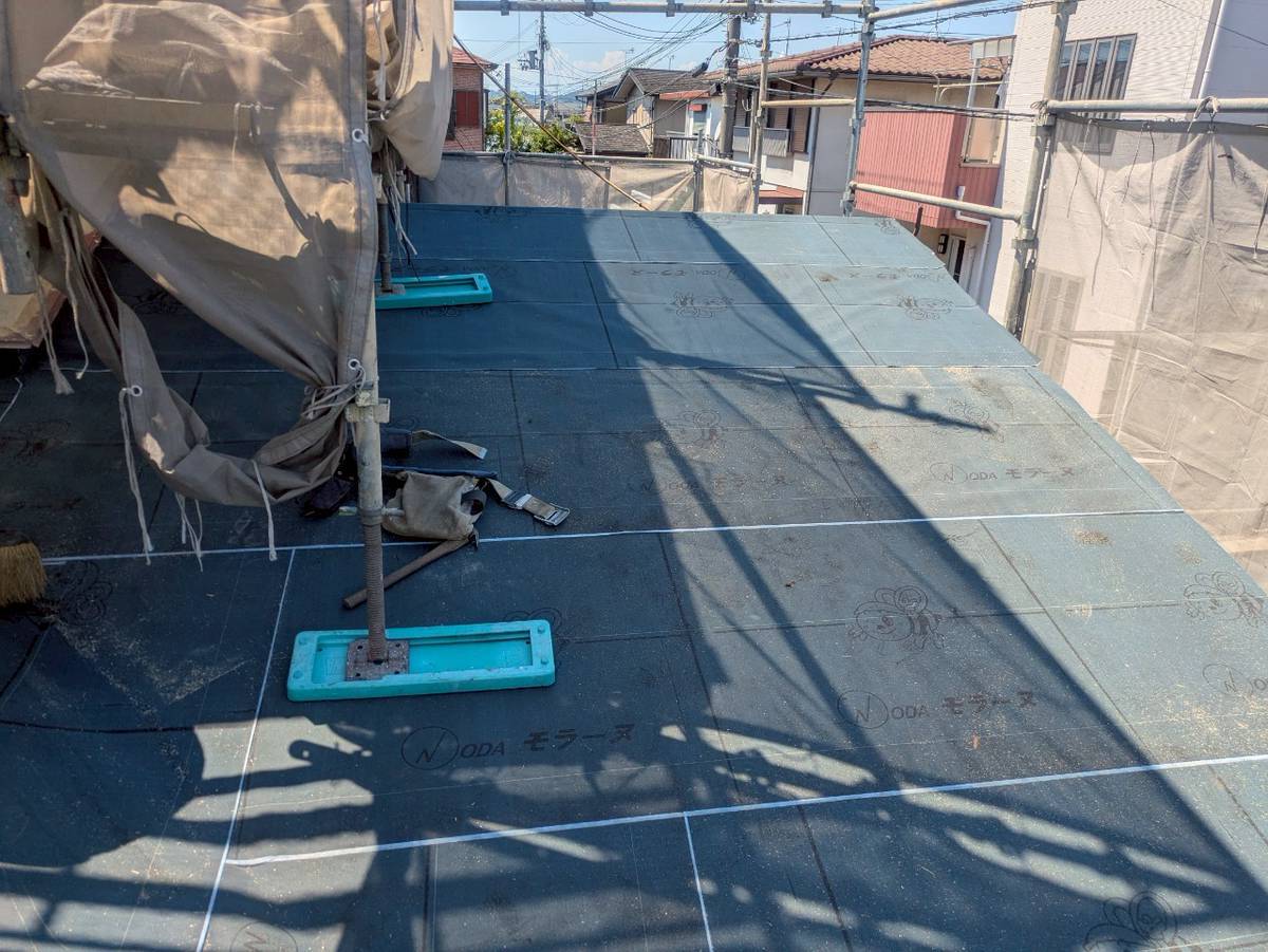 西脇市　屋根葺き替え工事　隅棟や谷のルーフィング　