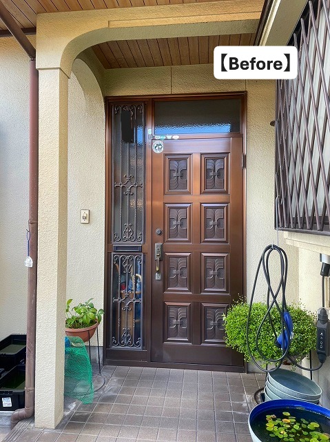 明石市にて入れ替えを実施した玄関扉