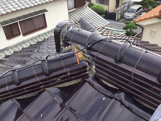 加古川市　三又漆喰(しっくい)の剥がれ