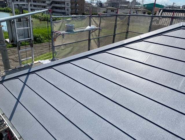 高砂市　完成した金属屋根