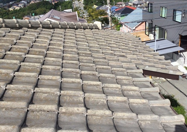 高砂市　劣化したセメント瓦屋根