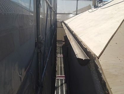 高砂市　軒先に続く既存雨樋
