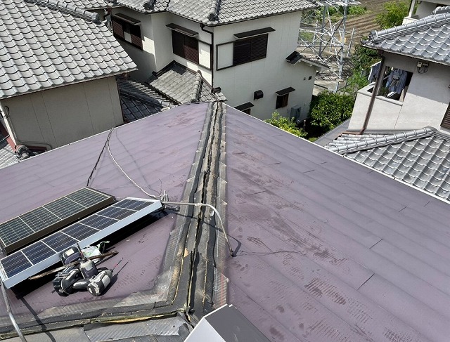 姫路市　棟板金撤去後の屋根