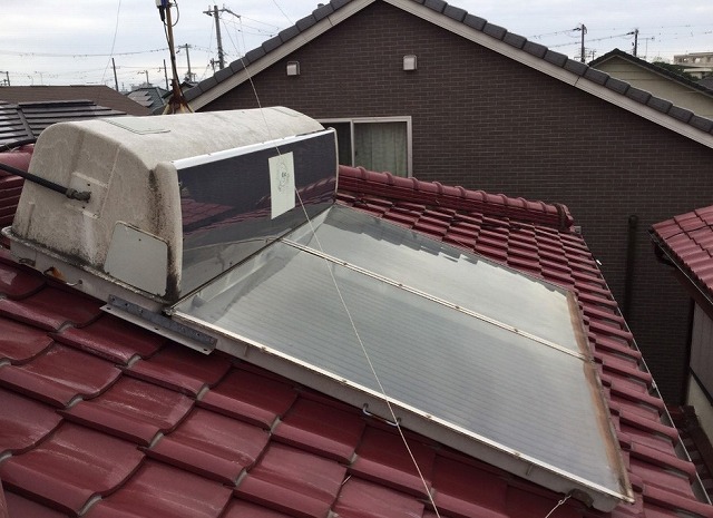 高砂市｜朝日ソーラーの和瓦屋根調査！銅板製谷板金・漆喰(しっくい)・雨樋を確認