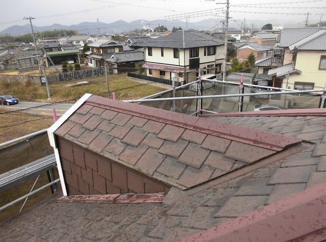 高砂市　下屋根と取り合い部