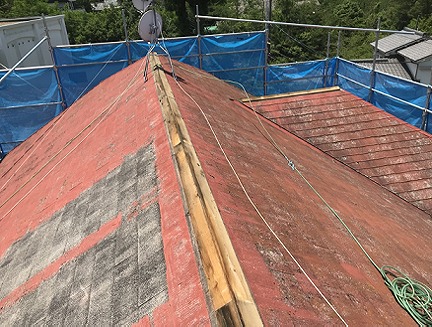高砂市　棟板金撤去後の屋根