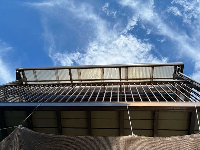 加古郡稲美町　ベランダ屋根全体