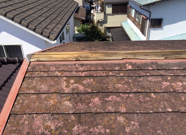 姫路市　棟板金が飛散した棟部