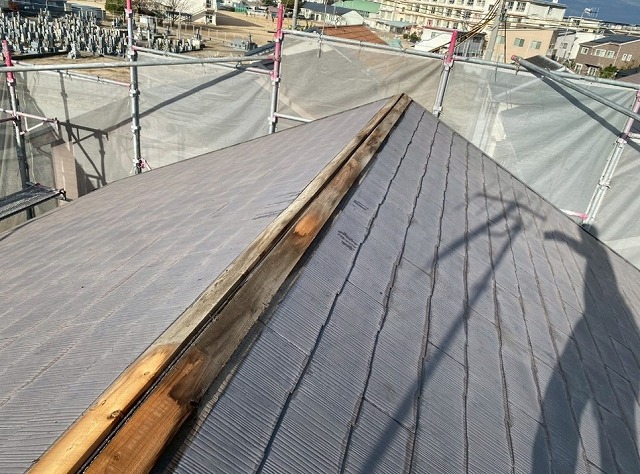 高砂市　棟板金撤去後の屋根