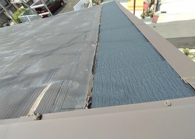 姫路市　棟板金際の開き