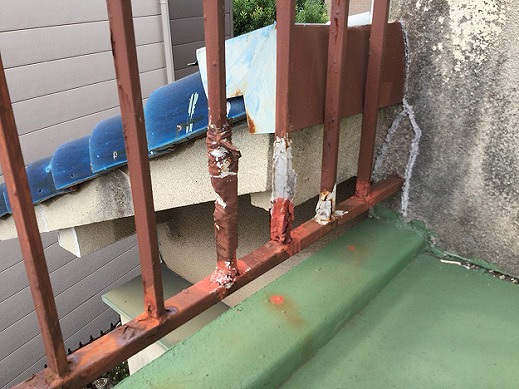 高砂市　端部支柱まわりの補修跡